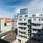 Apartments Near Sky Park & Nivy Mall With Free Parking By Ambiente